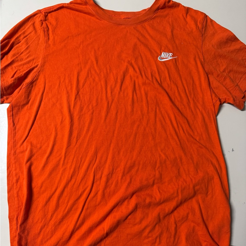 Nike Orange Short Sleeve Tee Vibrant Casual Shirt